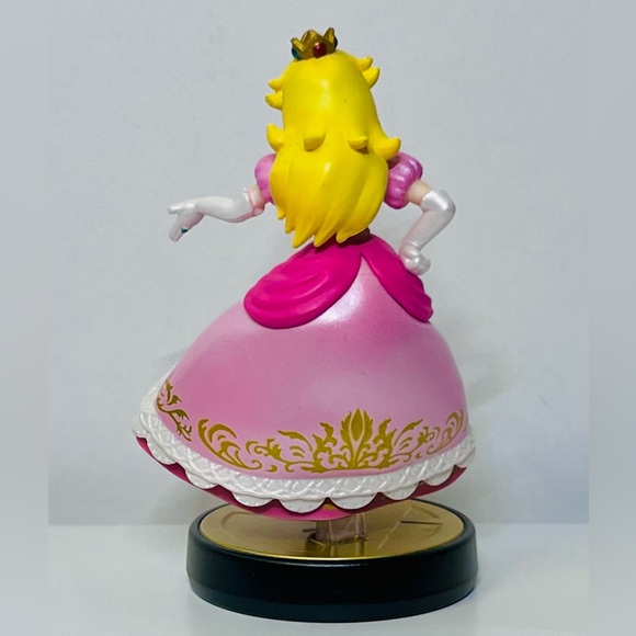 Nintendo Amiibo Princess Peach Super Smash Bros Figure - Picture 2 of 3